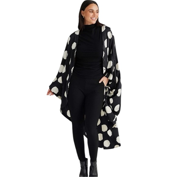 Brave + True Tops - NWT Brave + True Claudia Shirt Black Ivory Spot High Low Button Front One Size